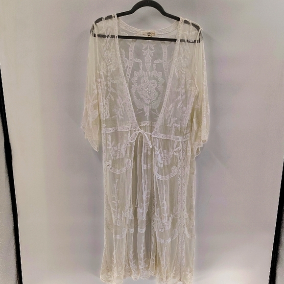 Entro Pull On Cover Cream Lace Size Medium Brocade Lace Front Tie - Picture 1 of 7